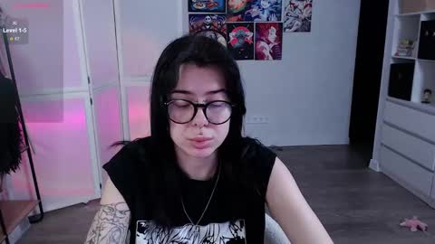 Ari online show from 01.22.25