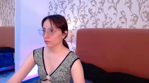 Snapshot of eliza_gh chatting on 03.05.25 Eliza online show from 03.05.25