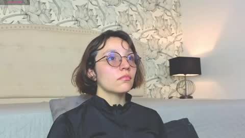 Snapshot of eliza_gh chatting on 04.21.26 Eliza online show from 04.21.26