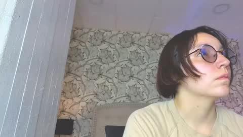 Snapshot of eliza_gh chatting on 05.05.26 Eliza online show from 05.05.26