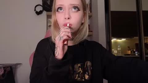 Elizabeth online show from 03.11.26