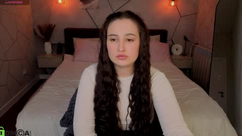 Snapshot of elizabet_collins chatting on 04.23.26 Elizabet online show from 04.23.26