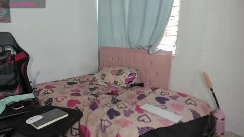 Snapshot of elizabeth_777 chatting on 02.20.25 elizabeth_777 online show from 02.20.25