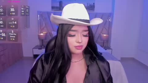Snapshot of elizabeth_benet_ chatting on 06.18.26 elizabeth online show from 06.18.26