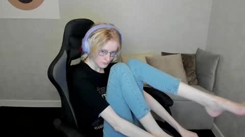 Snapshot of elizabeth_harpper chatting on 09.26.25 Elizabeth online show from 09.26.25