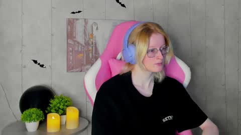 Elizabeth online show from 11.04.25