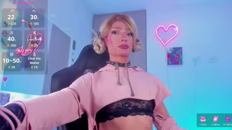 Snapshot of elizabeth_jones_01 chatting on 11.16.25 Eli online show from 11.16.25