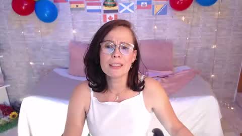 Snapshot of elizabeth_muse chatting on 07.06.26 Elizabeth online show from 07.06.26