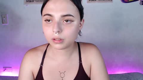 Snapshot of elizabeth_taylorxxx chatting on 01.30.25 Elizabeth Taylor online show from 01.30.25