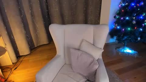 Elizabeth online show from 12.01.25