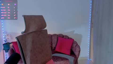 Eliza online show from 11.21.25