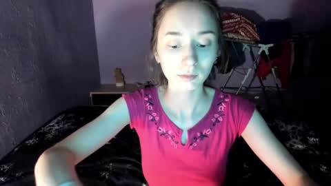 Snapshot of elizabethrice chatting on 10.12.25 elizabethrice online show from 10.12.25