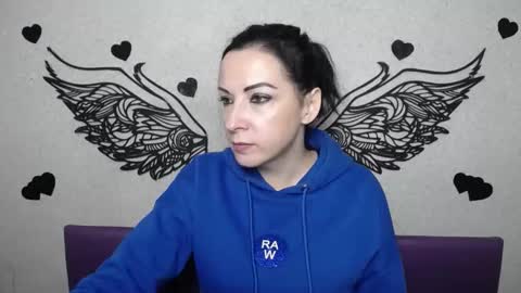 Snapshot of elizabethsho chatting on 02.07.26 ElizabethSho online show from 02.07.26