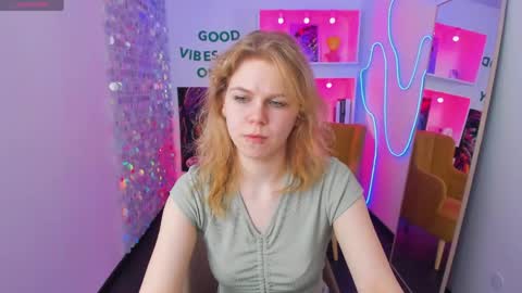 Snapshot of elizabethvane chatting on 04.29.26 Elizabeth online show from 04.29.26
