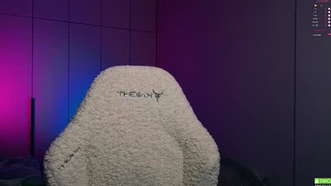 Snapshot of elizawetty chatting on 01.09.25 Eli online show from 01.09.25