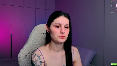 Snapshot of elizawetty chatting on 01.24.25 Eli online show from 01.24.25