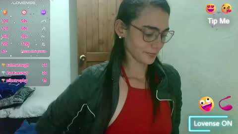 Snapshot of elizka_00 chatting on 05.08.26 elizka 00 online show from 05.08.26