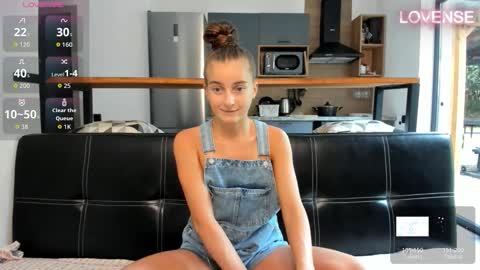 Eliz                               online show from 10.25.25