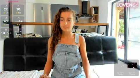 Snapshot of elizsweet chatting on 05.26.26 Eliz online show from 05.26.26