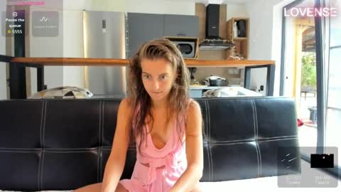 Snapshot of elizsweet chatting on 05.29.26 Eliz online show from 05.29.26