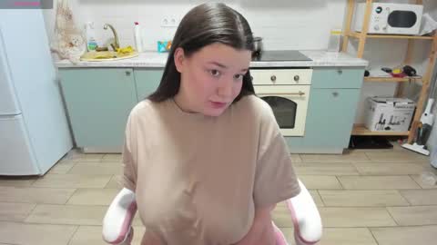 Snapshot of elkapulka chatting on 04.24.26 Lina online show from 04.24.26