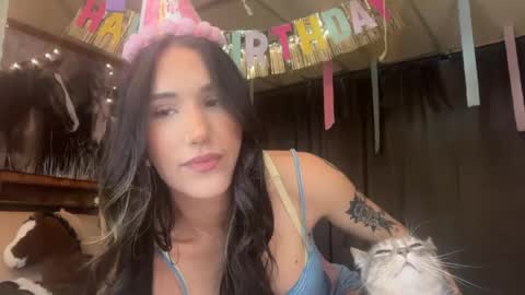 Ella online show from 04.23.26