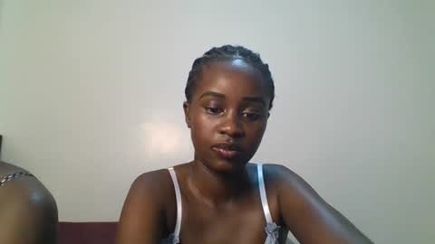 Snapshot of ella8_ chatting on 07.06.26 ella8_ online show from 07.06.26