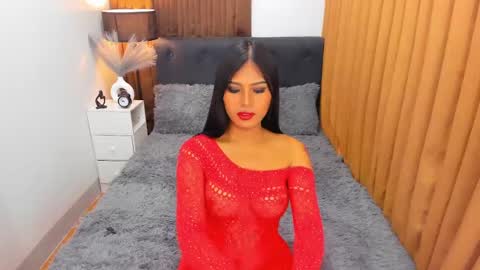 Ella online show from 12.28.24