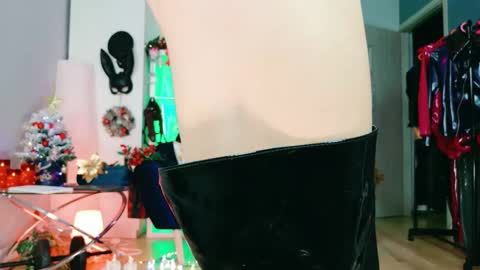 ella_kross online show from 11.29.25