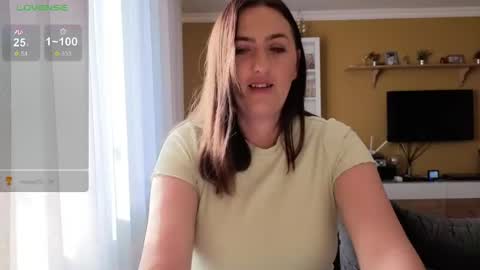 Ella  Max online show from 04.15.26