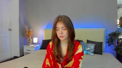 Snapshot of ella_mayers chatting on 02.23.25 Ella Mayers online show from 02.23.25