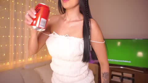 ELLA OWEN online show from 01.31.25