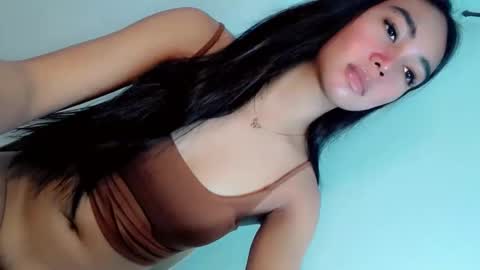 Snapshot of ella_walkerxxx chatting on 05.25.26 ella_walkerxxx online show from 05.25.26