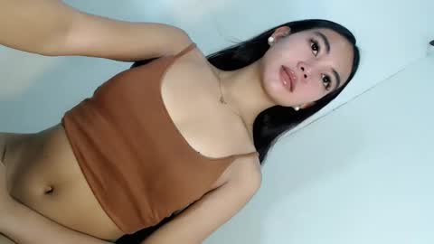 Snapshot of ella_walkerxxx chatting on 05.28.26 ella_walkerxxx online show from 05.28.26