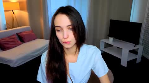 Snapshot of ellaasteele chatting on 09.12.25 ellaasteele online show from 09.12.25