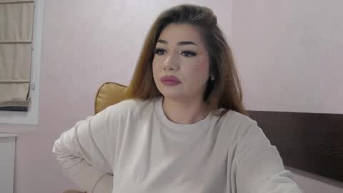 Snapshot of ellabelle_ chatting on 03.29.26 Ella online show from 03.29.26