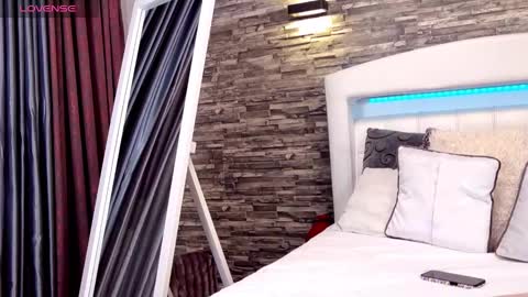 Snapshot of ellacharmx chatting on 02.02.25 Ella online show from 02.02.25