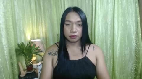 Ellah online show from 10.17.25