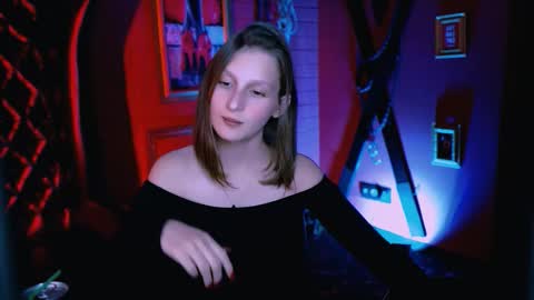 Ella online show from 09.27.25