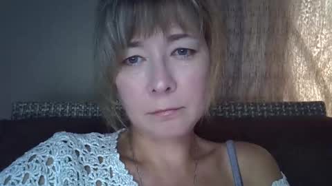 Snapshot of ellajohnsonx chatting on 09.18.25 ellajohnsonx online show from 09.18.25