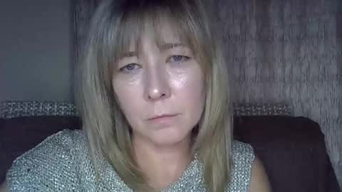 Snapshot of ellajohnsonx chatting on 09.21.25 ellajohnsonx online show from 09.21.25
