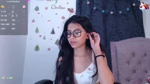 Ella Amoneth online show from 12.30.24