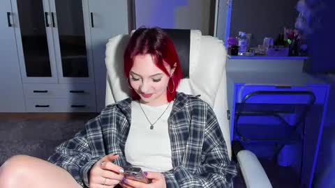 ellales online show from 12.16.25