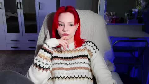 Snapshot of ellales chatting on 04.29.26 ellales online show from 04.29.26