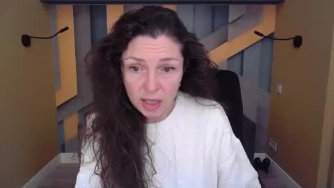 EllaLongs online show from 01.14.26