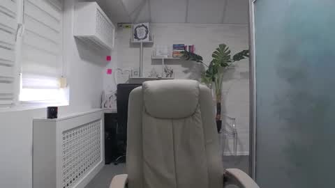            online show from 09.28.25