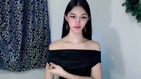 ELLA online show from 10.26.25