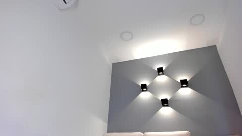 Ella online show from 10.01.25