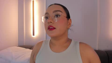 Ella online show from 11.08.25