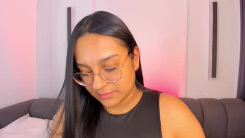 Ella online show from 11.26.25